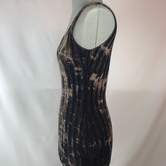 AR bleached Sweater Dress - Picture 4 of 4